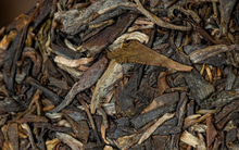 2023 (Raw) 良园  'Liang Yuan – The Estate Collection', Pu'er tea cake 400g